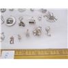 Image 5 : Large Lot of Vintage Charms for Charm Bracelet