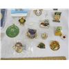 Image 5 : Lot of Vintage Pins