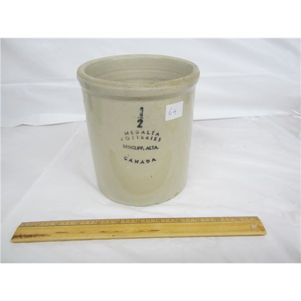 Rare Medalta Potteries ½ Gallon Crock No Chips and Cracks