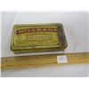 Image 1 : Antique Millbank Cigarettes Tin