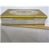 Image 5 : Antique MacDonalds British Consols Cigarettes Tin