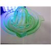 Image 2 : Antique Uranium Depression Glass Juicer