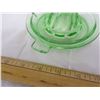 Image 4 : Antique Uranium Depression Glass Juicer