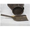 Image 5 : Antique Coal Pail and Shovel Clean Item