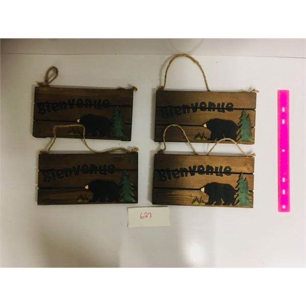Bienvenue Bear signs x 3