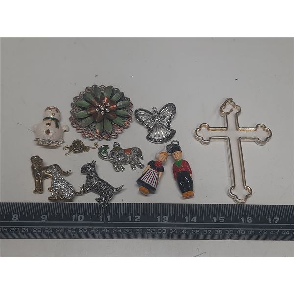 Pendants, Broochs, Pins Dogs.