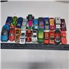 Image 1 : lot of 22 Hot Wheels cars