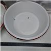 Image 2 : 3 Red and white enamal ware pcs - basin, tub and bowl