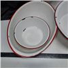 Image 3 : 3 Red and white enamal ware pcs - basin, tub and bowl