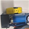 Image 2 : Air tank pressure gauge, air pump, stud finder
