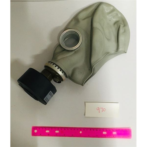 Russian gas mask with filter