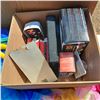 Image 2 : Misc items, garbage can, blankets