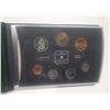 Image 1 : 2000 Specimen Set. 7-coin set includes a special Knowledge $2 Toonie where a mother Polar Bear teach