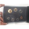 Image 2 : 2000 Specimen Set. 7-coin set includes a special Knowledge $2 Toonie where a mother Polar Bear teach