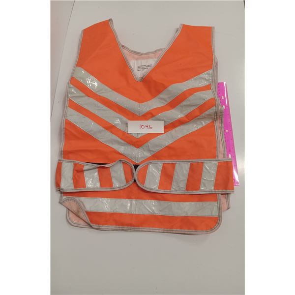 High Vis Safety  vest