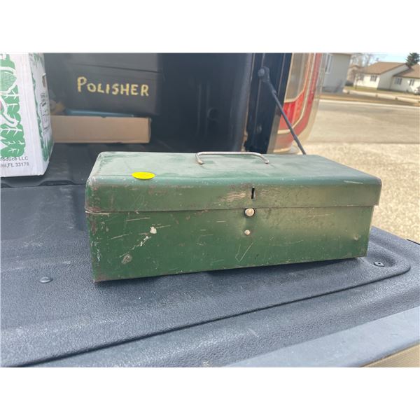 Old Vintage Tackle Box