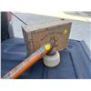Image 3 : Mosquito Sprayer, Old owl Cigar Box