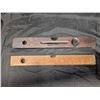 Image 2 : (2) Vintage wooden levels