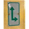 Image 2 : 2 Directional Signs