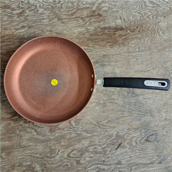 Heritage Rock frying pan