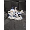 Image 1 : Vintage Porcelain Figurine of a Horse Drawn Carriage (Good Condition)