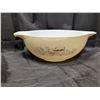 Image 1 : Pyrex Cinderella Nesting Mixing Bowl