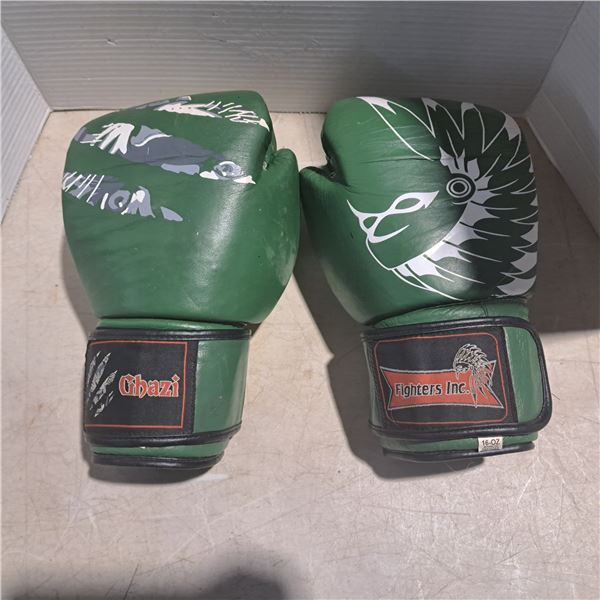 2 used boxing gloves