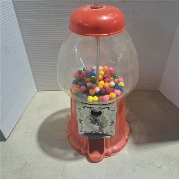 Working gumball machine
