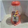 Image 1 : Working gumball machine