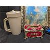 Image 2 : MISC. Lot of items (Plastic Pitcher, Plastic Tissue Box, Jesus Holographic Picture, and etc.)