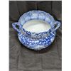 Image 2 : Vintage Bombay Blue and White Chinoiserie Planter (11"x7" Tall)