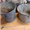 Image 2 : 3 galvinized buckets- sizes 9" and 11" tall