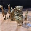 Image 2 : Various brass items/animals