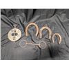 Image 1 : Vintage Horse Shoes Different Sizes