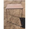 Image 1 : folding table