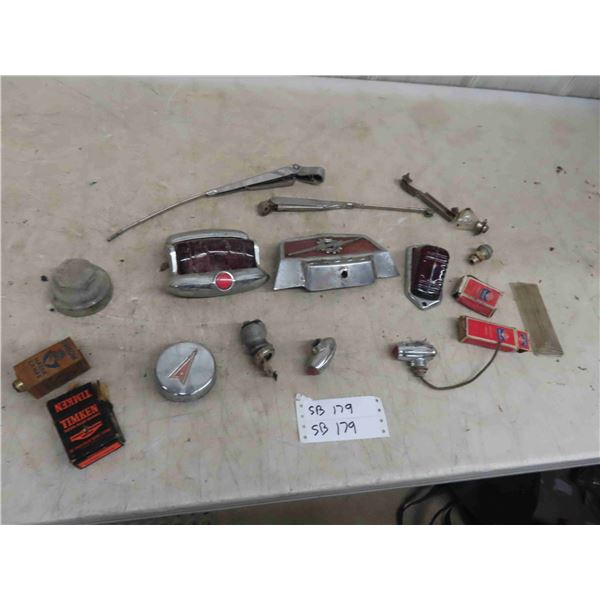 Vintage Auto Parts : Hubcaps, Tail Light Glass, Wipe