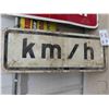 Image 2 : 3 Traffic Signs : 4 Way 12'' x 24'' , 20 MPH 18'' x 18'' ,