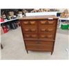 Image 1 : Dresser with 5 Drawers 45'' x 34'' x 18'' 