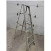 Image 1 : Aluminum Step Ladder 