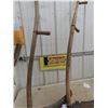Image 4 : 2 Wood Handled Scythes