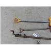 Image 4 : Shovel, Edger, Wood Clamp