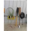 Image 1 : 2 Fishing Nets, 2 Paddles 