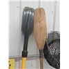 Image 3 : 2 Fishing Nets, 2 Paddles 