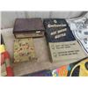 Image 3 : Empty Vintage Boxes, Marx Bulloey Pin Ball, Eatonia Hot 