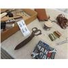 Image 5 : Vintage Sewing Supplies, Scissors, Magnifier Glass