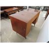 Image 5 : MCM 7 Drawer Desk 30'' x 20'' x 42'' 