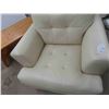 Image 4 : Leather/Leather Style Living Room Chair 