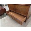 Image 4 : Cedar Chest with Bottom Drawer 26'' x 41'' x 18'' 