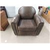 Image 1 : Living Room Leather/Leather Style Chair 