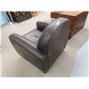 Image 5 : Living Room Leather/Leather Style Chair 